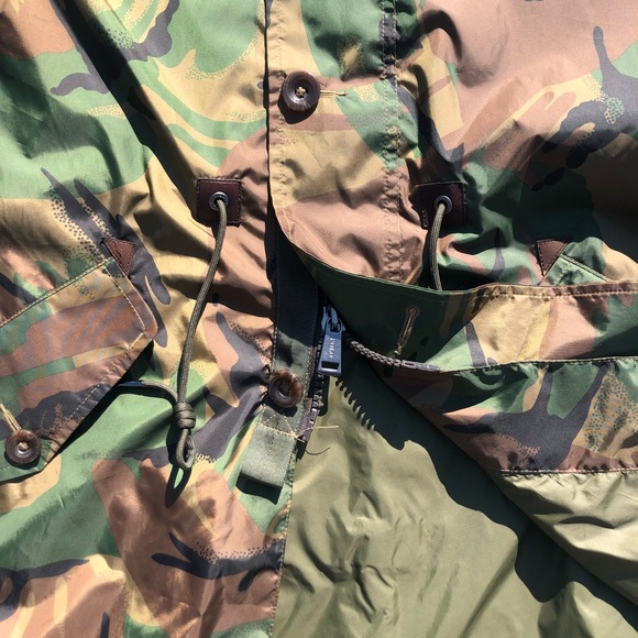 POLO RALPH LAUREN  “Benton” Shell Jacket (SZ L) - Picture 12 of 12